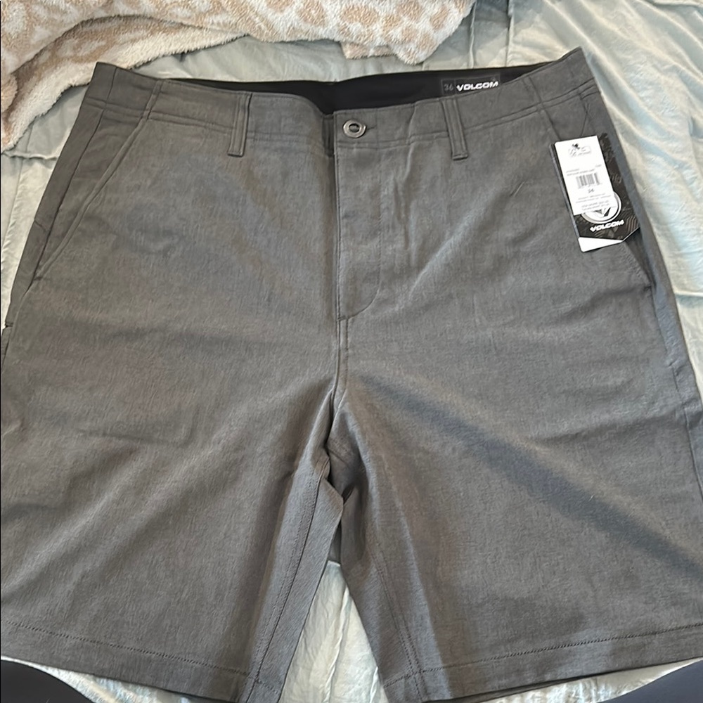 Volcom Men's Gray Shorts